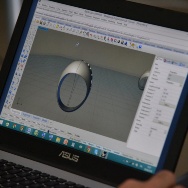 Visualizza il contenuto: Corsi sull'oreficeria e sulla vetrinistica 3D a Make in Nuoro